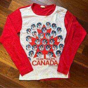 Vintage 1976 Canada Cup Team Canada Long sleeve Shirt Youth Large